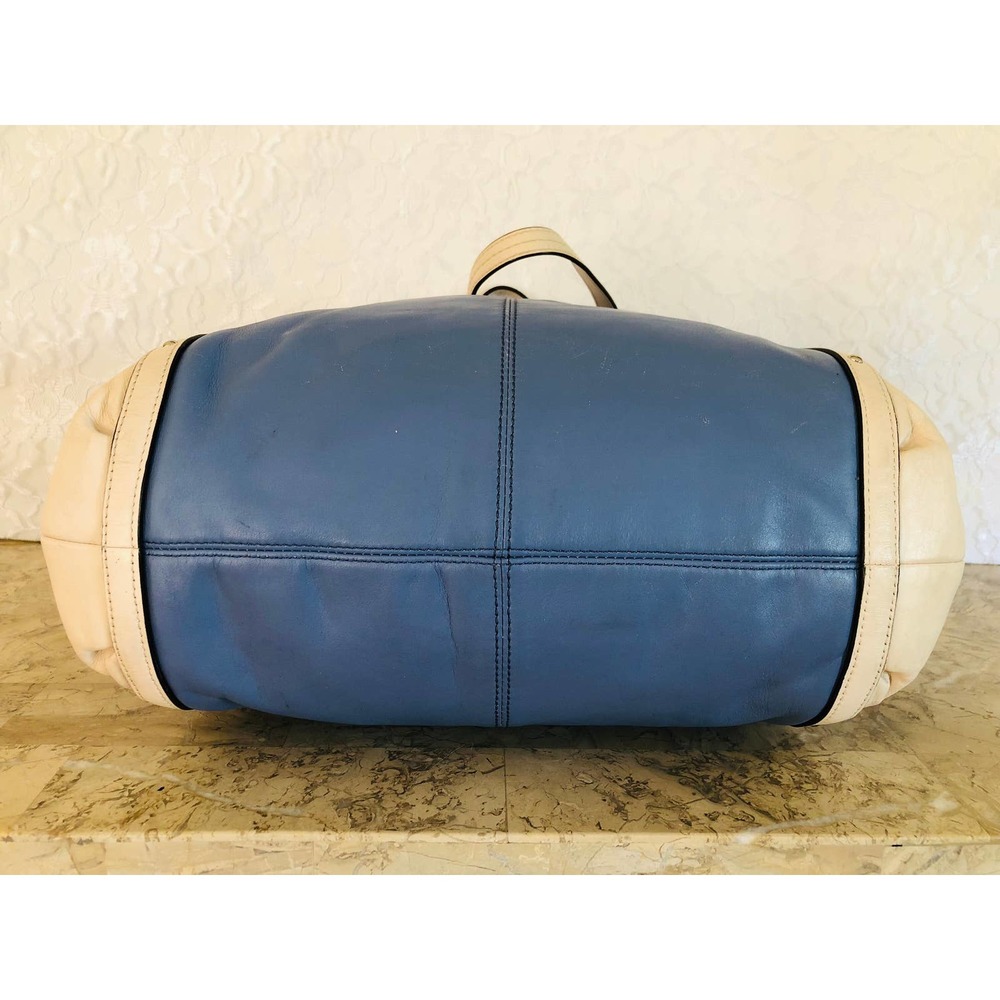 Coach Blue and Cream Signature Tote - Picture 6 of 10